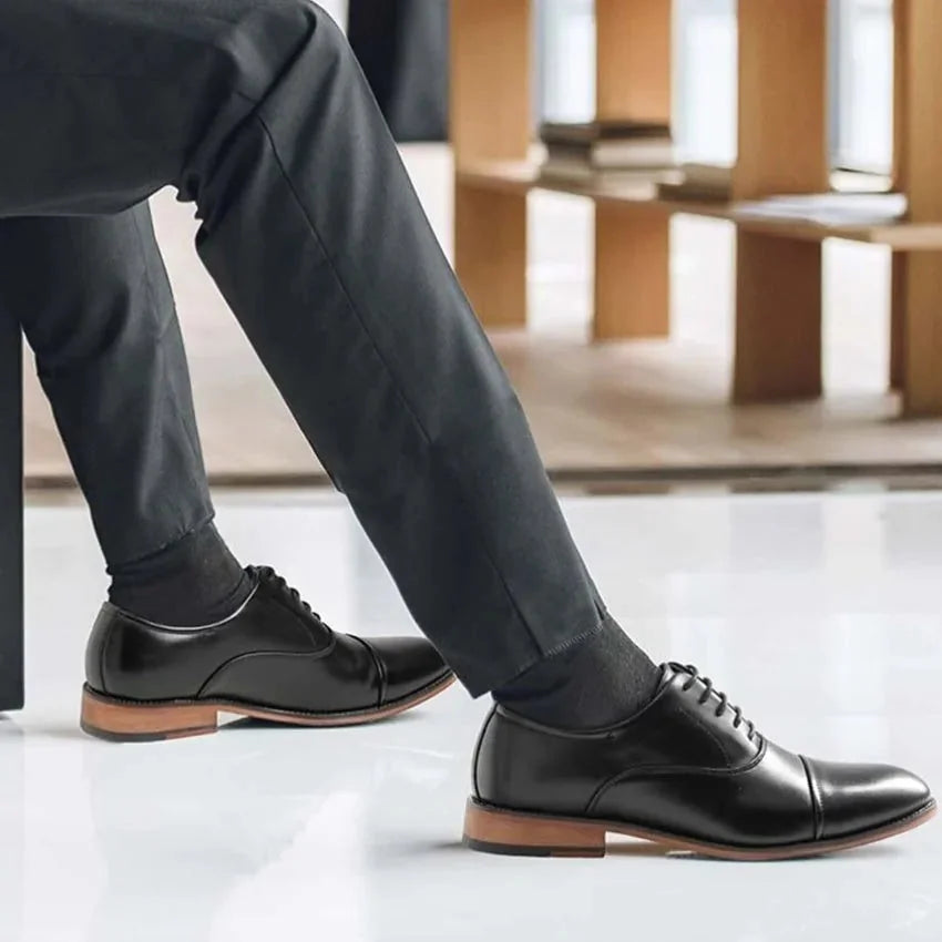 Black Men's Cap-Toe Oxford Dress Shoes — Hudson Brown Classic Lace-Up - Studio White