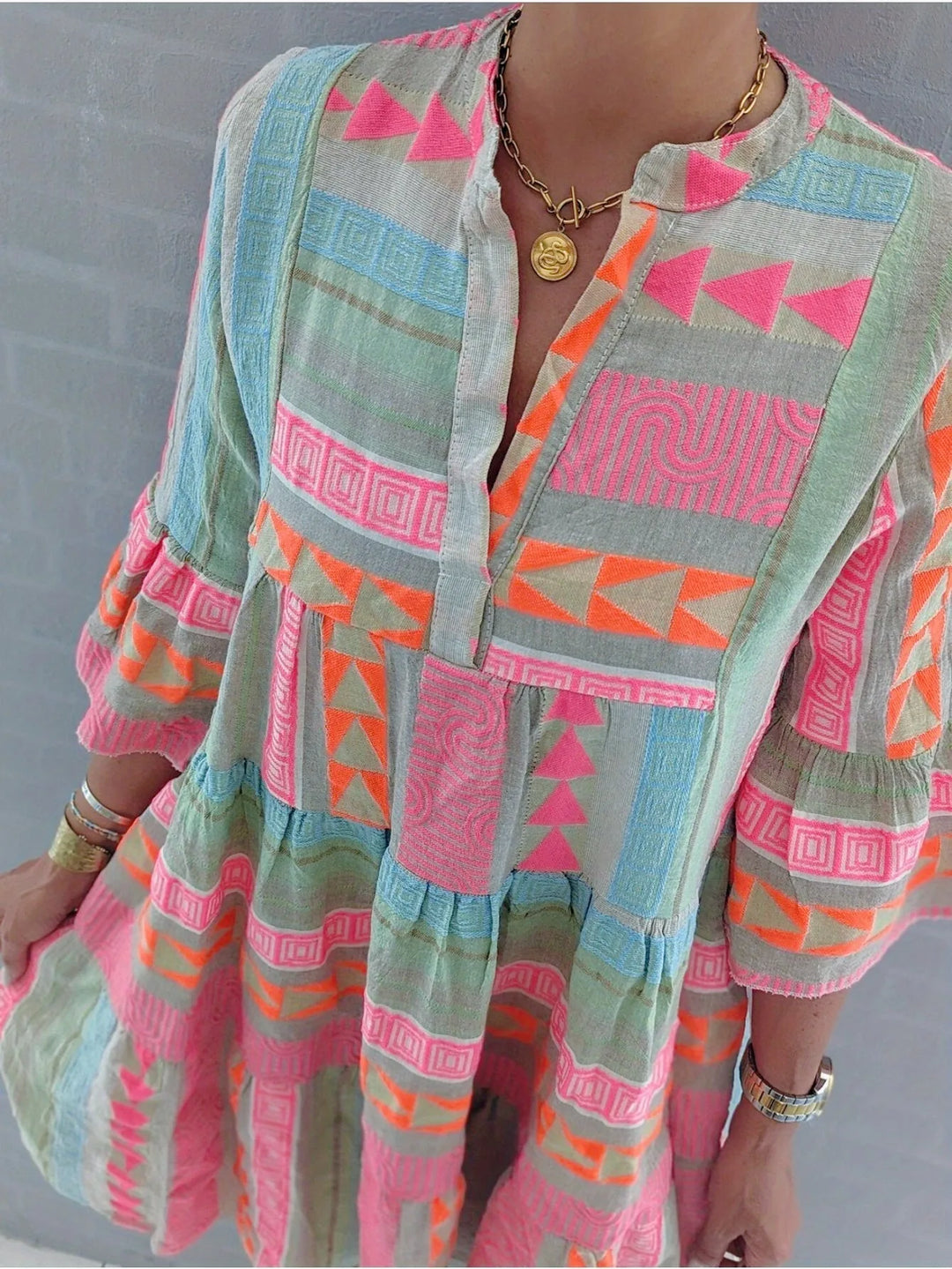 Ophelia | Vibrant V-Neck Tiered Pink Midi Dress