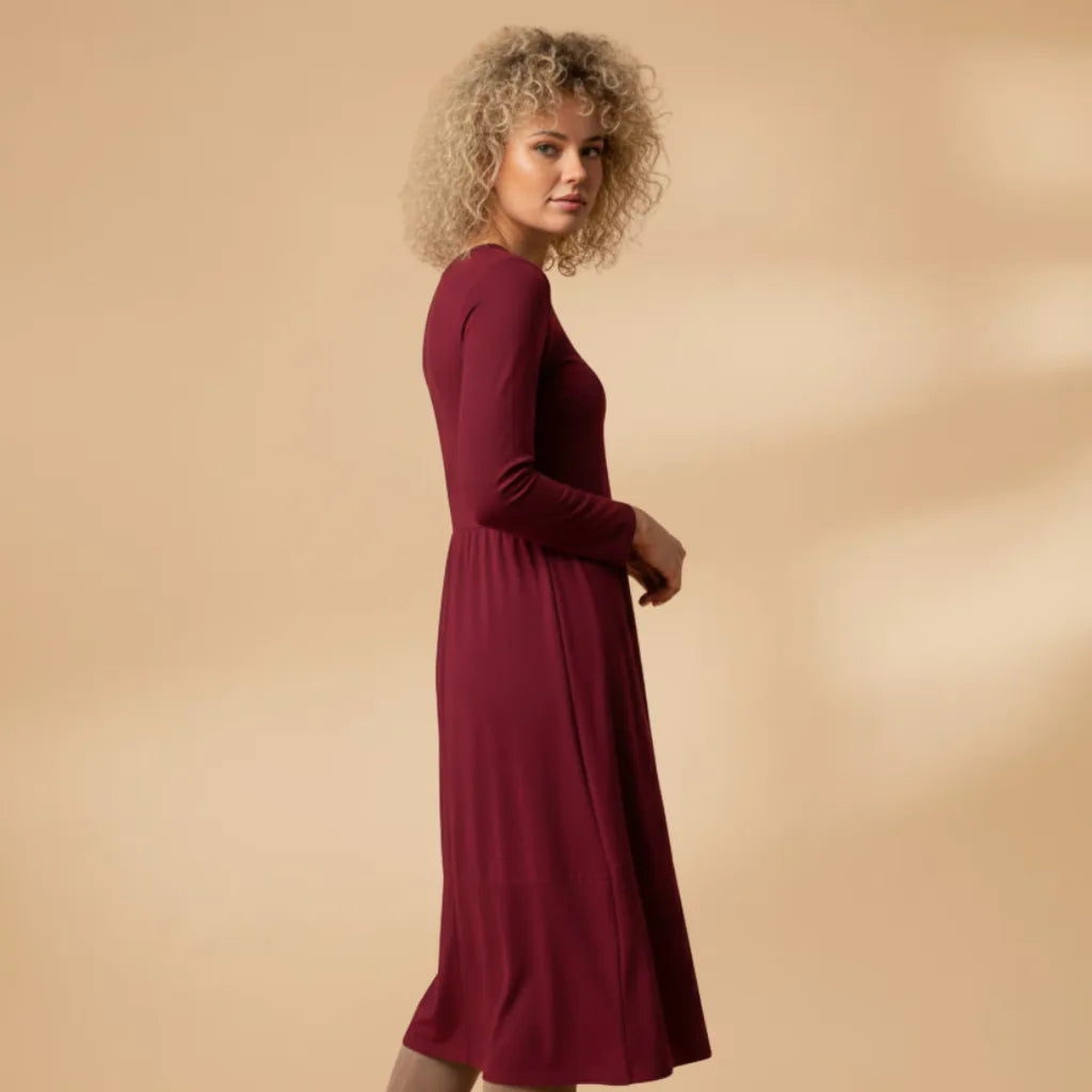 Ava | Long Sleeve Round Neck Midi Dress