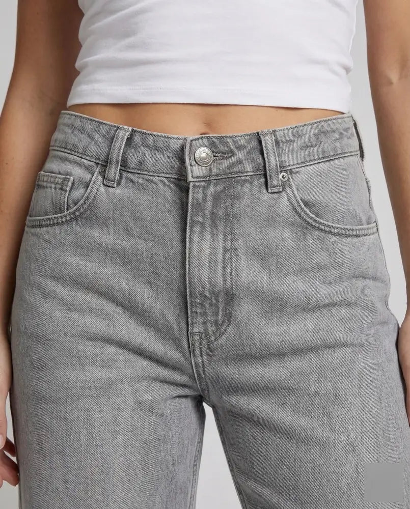 Light Gray Women's Low Rise Straight Jeans - Close Up Waistband