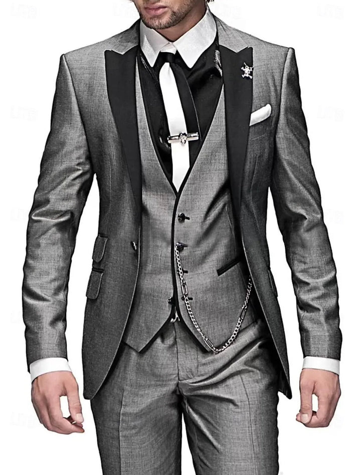 Matteo | Elegant Men's Three Piece Suit With Peak Lapels