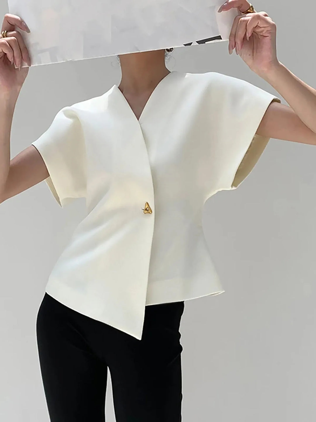 Grace | Chic V-Neck Button Down Blouse