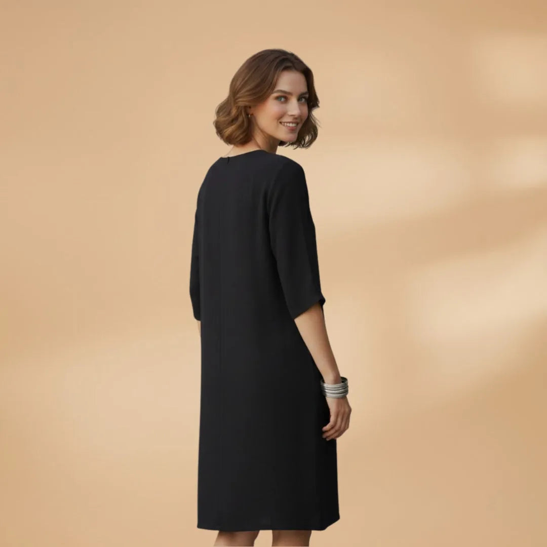 Stella | Classic V-Neck Three-Quarter Sleeve Dress