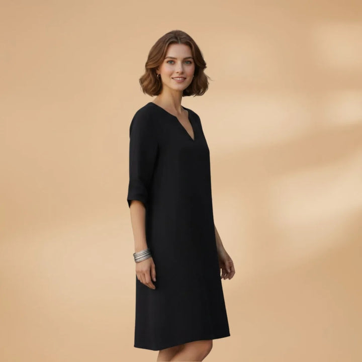 Stella | Classic V-Neck Three-Quarter Sleeve Dress